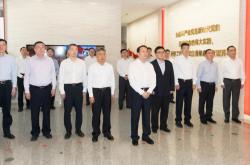 上海市政府党组赴全面从严治党警示教育基地参观学习，推进作风建设走深走实
